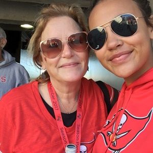 Meet your Posher, Brianna